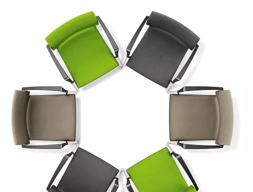 Discover by moments_stoel_Feniks_moments furniture