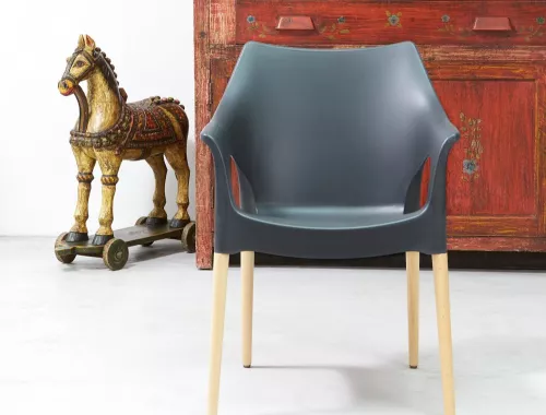 Discover by moments_stoel_Natural Ola_moments furniture