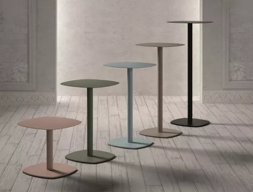 Discover by moments_tafel_Circa_moments furniture