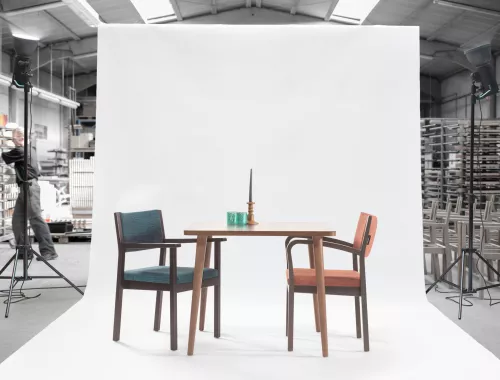 moments production seating collection_moments furniture_tafel Pure Punta Pure curve Vino