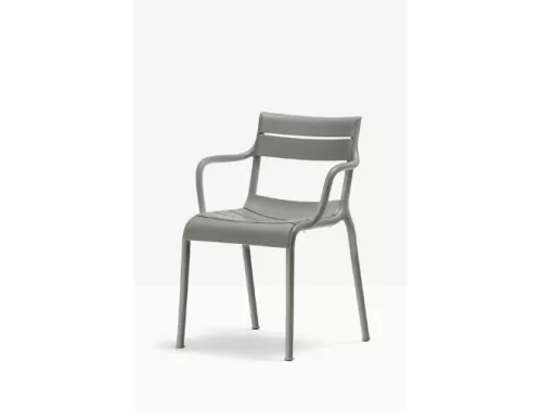 moments furniture_Pedrali_Souvenir